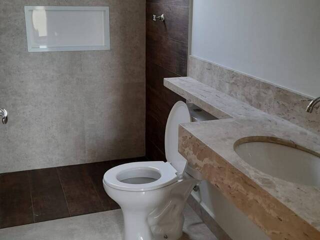 Casa em condomínio para Venda em Atibaia - 4