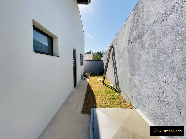 Casa para Venda em Atibaia - 5