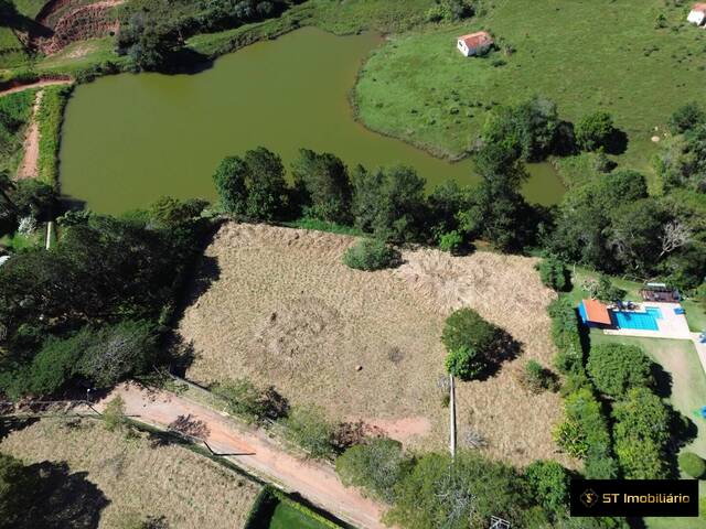 #TR101 - Terreno em condomínio para Venda em Piracaia - SP