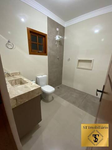 Chácara à venda com 3 quartos, 220m² - Foto 2