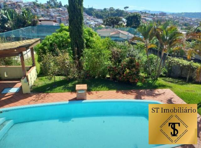 Chácara, 3 quartos, 1100 m² - Foto 1