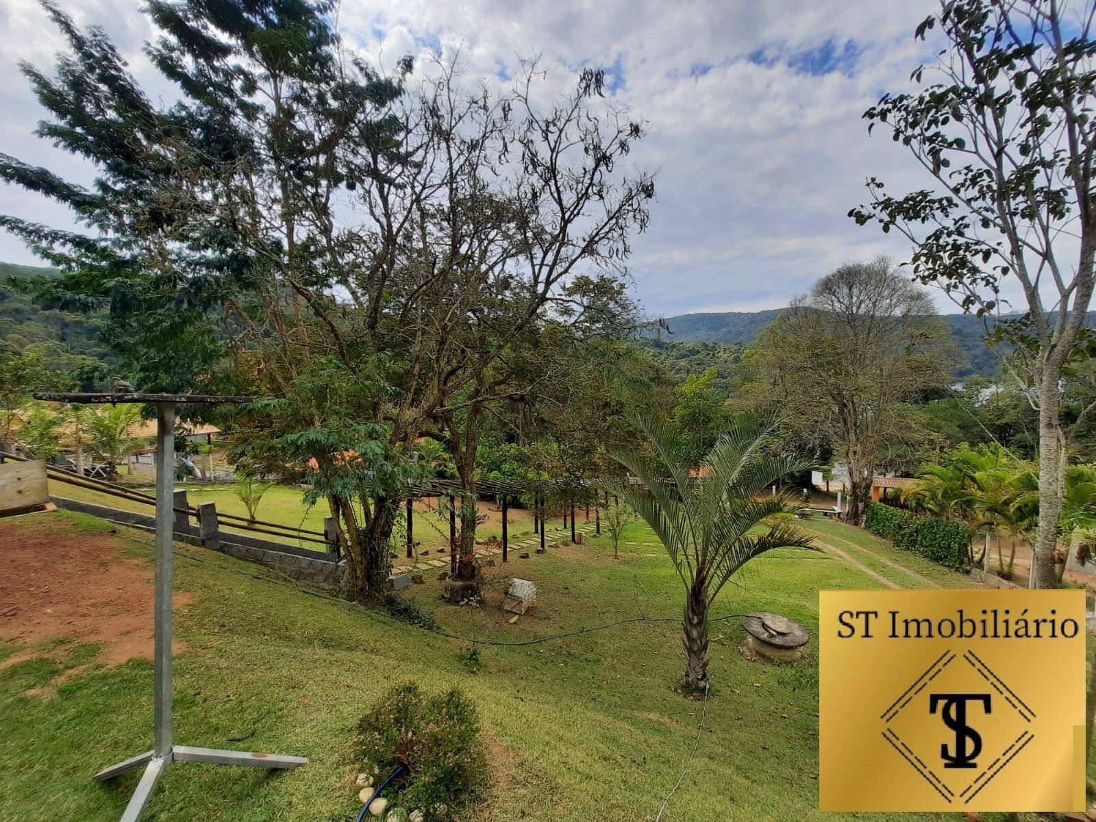 Chácara à venda com 3 quartos, 2000m² - Foto 18