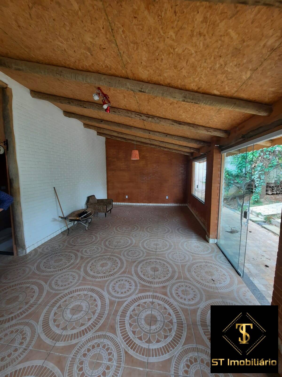 Chácara à venda com 2 quartos, 180m² - Foto 4