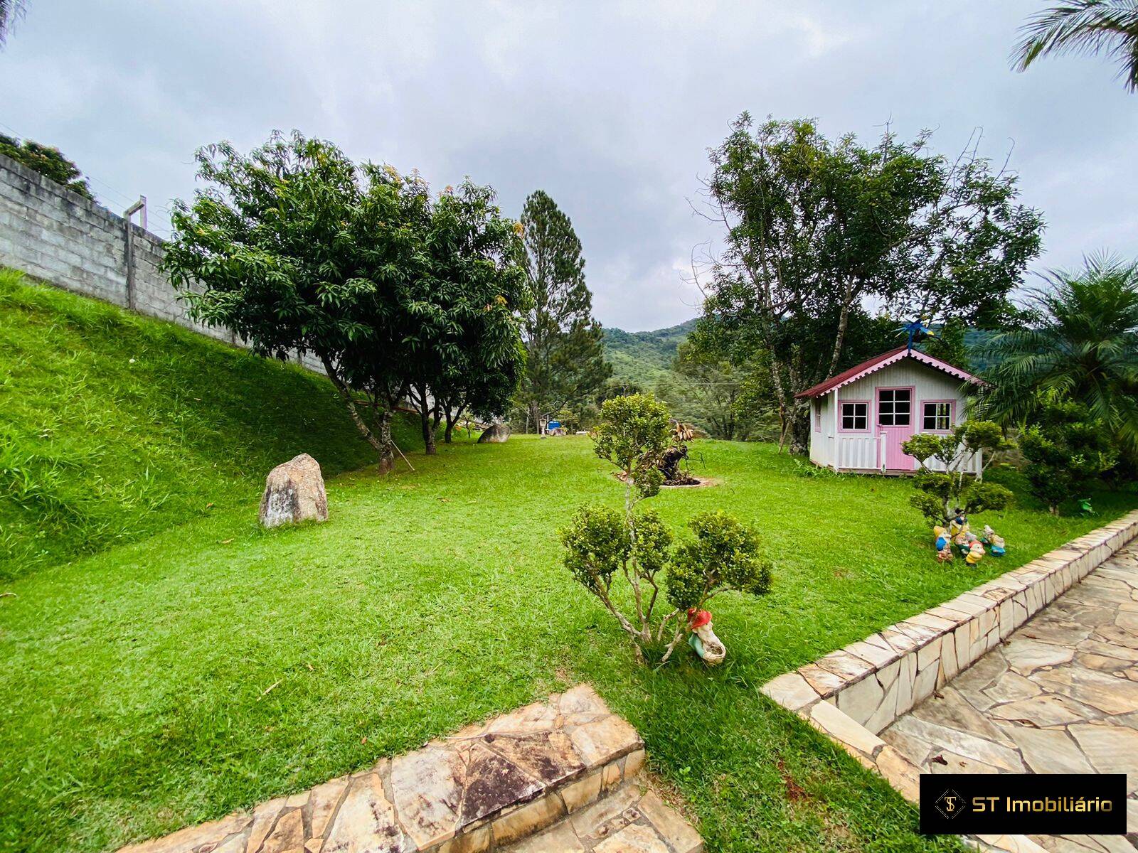 Chácara à venda com 3 quartos, 338m² - Foto 17