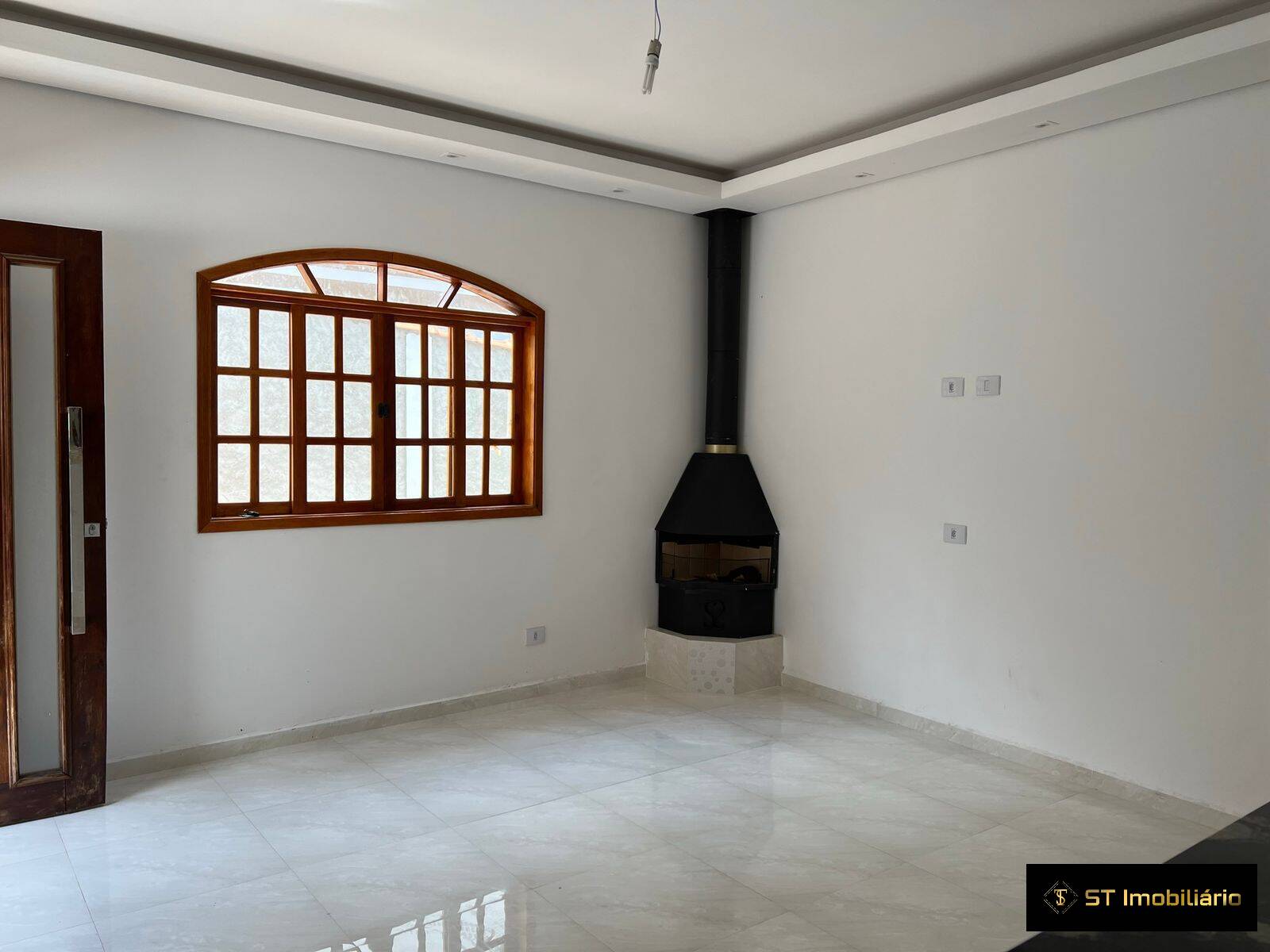 Casa à venda com 3 quartos, 110m² - Foto 7
