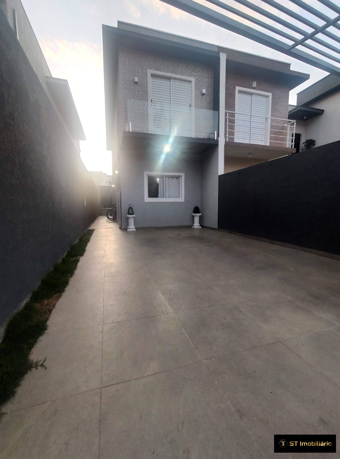 Casa, 2 quartos, 150 m² - Foto 1