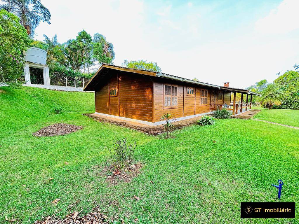 Chácara, 4 quartos, 3500 m² - Foto 1