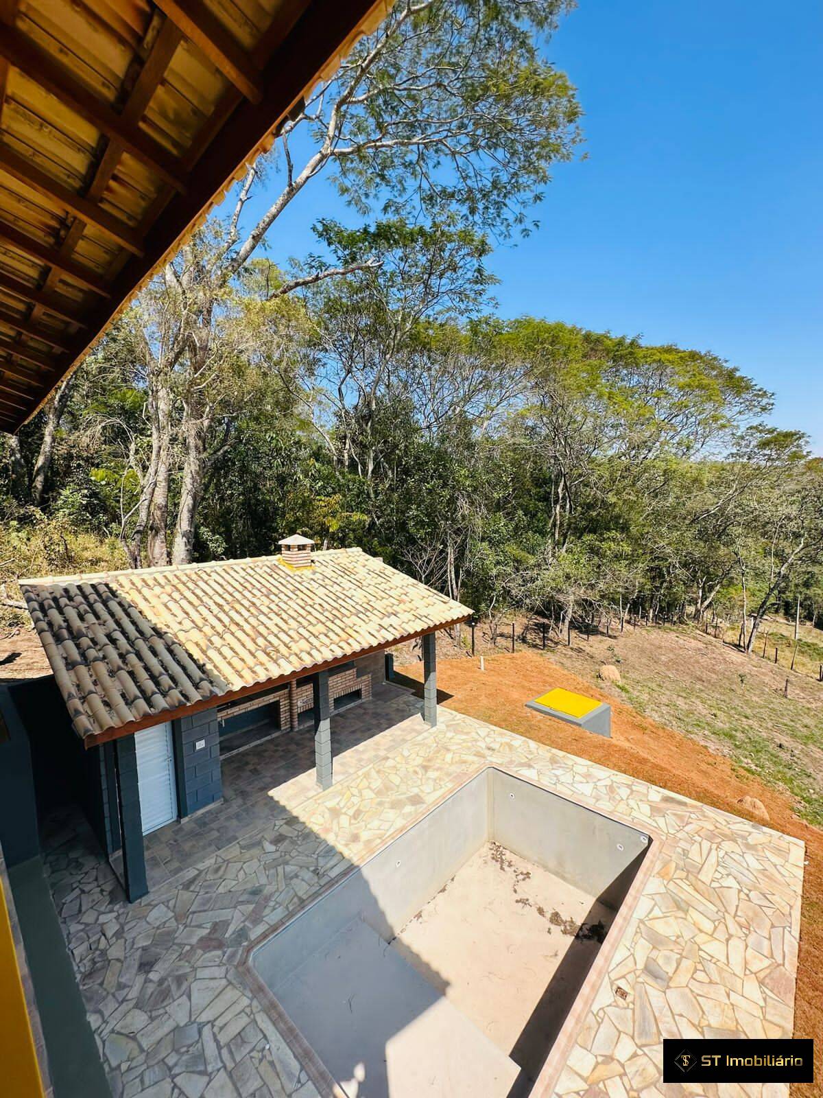 Chácara à venda com 2 quartos, 120m² - Foto 13