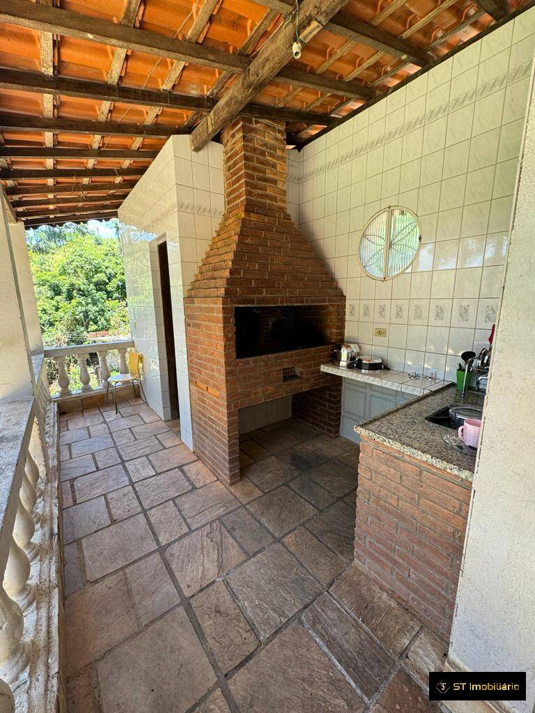 Chácara à venda com 5 quartos, 314m² - Foto 5