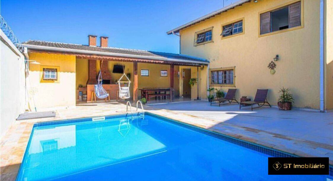 Casa, 3 quartos, 267 m² - Foto 2