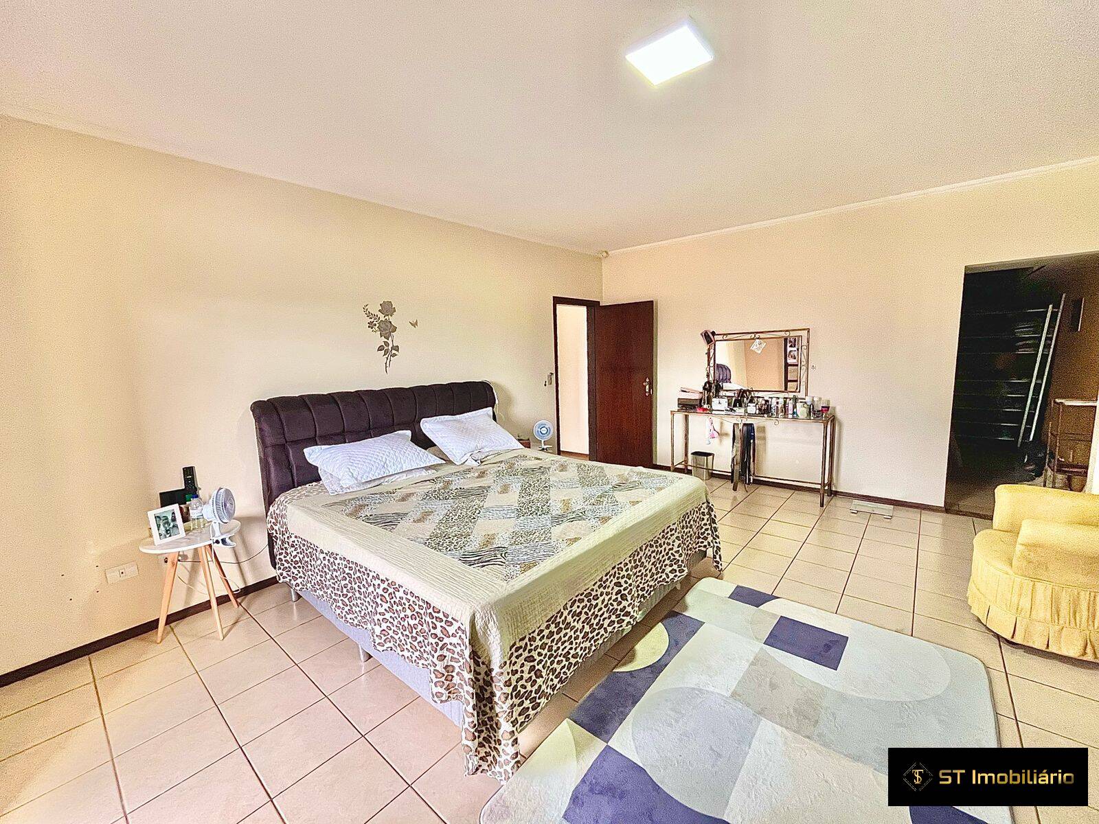 Casa, 3 quartos, 267 m² - Foto 12