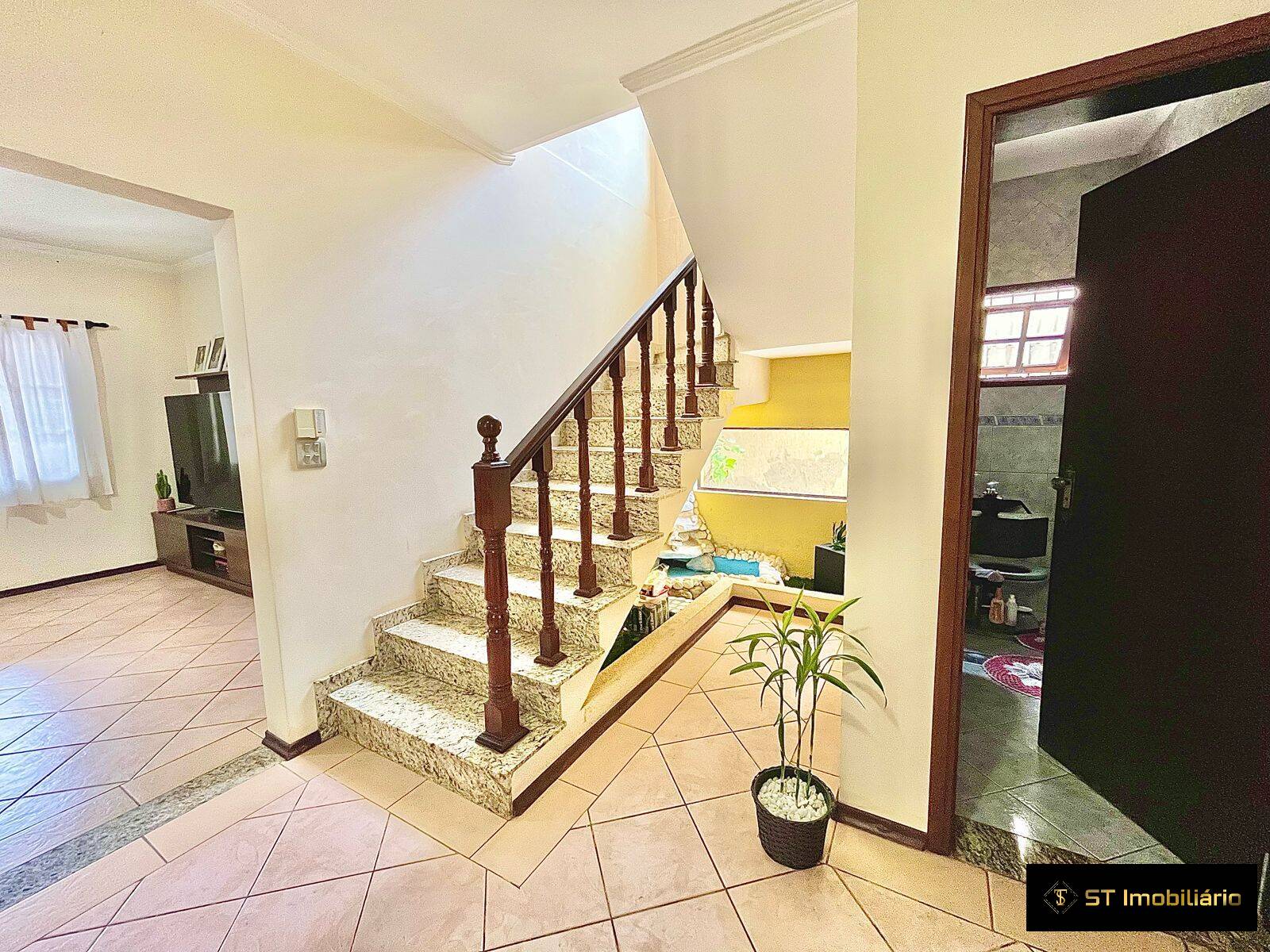 Casa, 3 quartos, 267 m² - Foto 20