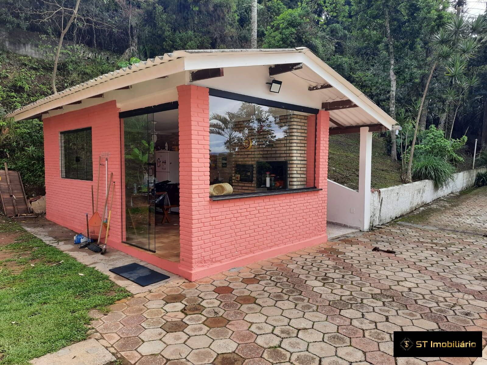 Chácara à venda com 7 quartos, 400m² - Foto 11