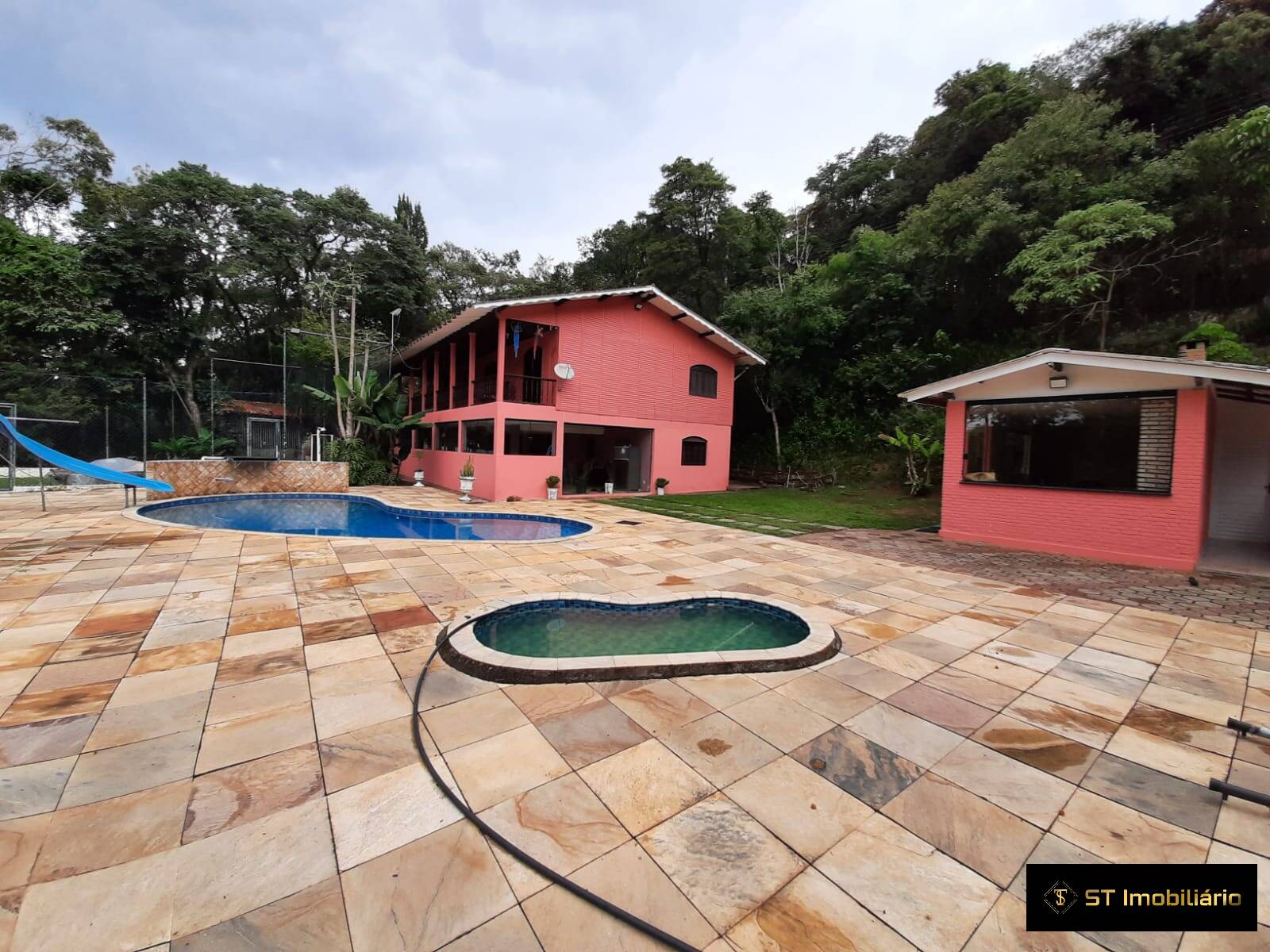 Chácara à venda com 7 quartos, 400m² - Foto 12