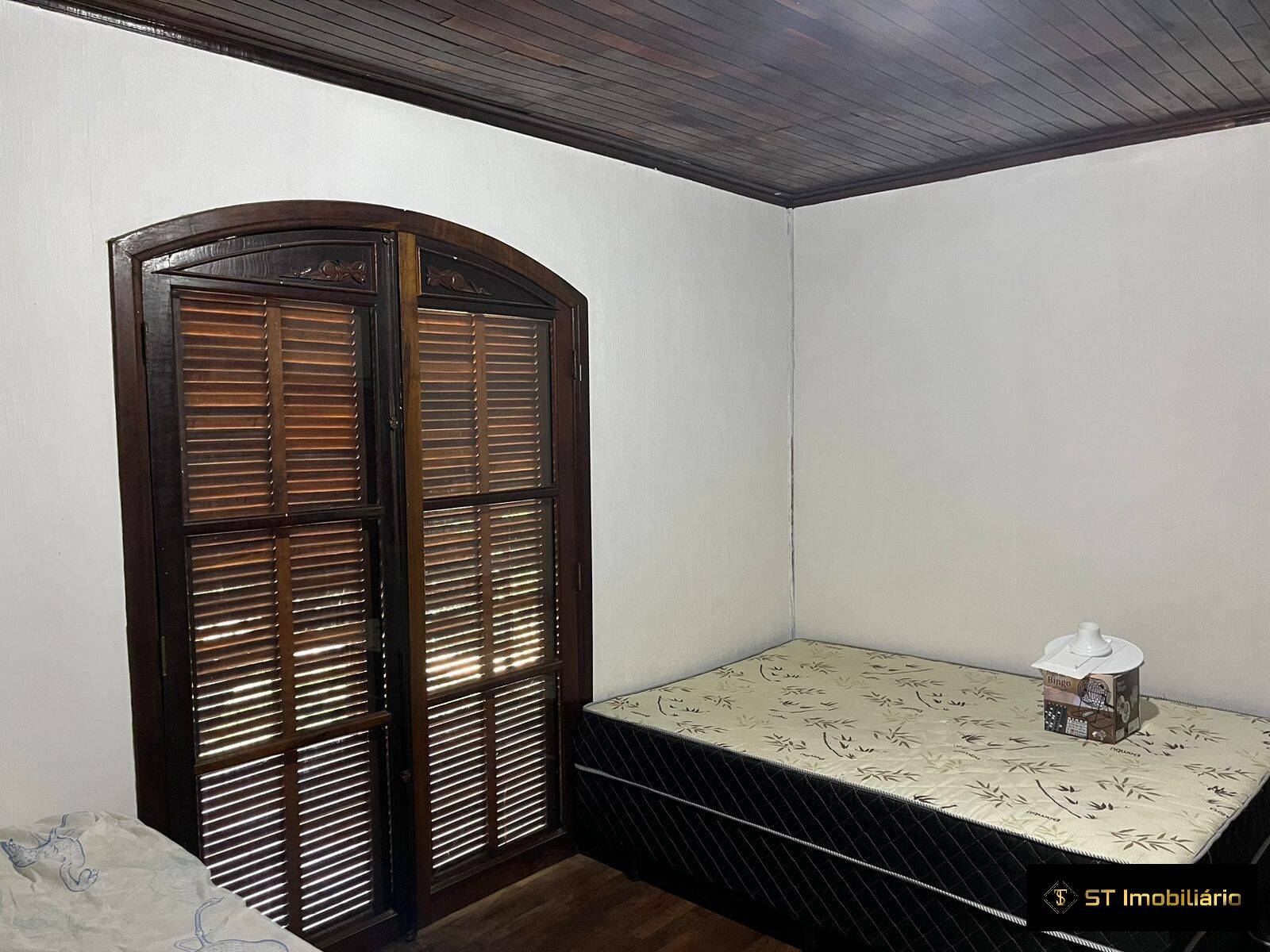 Chácara à venda com 7 quartos, 400m² - Foto 23