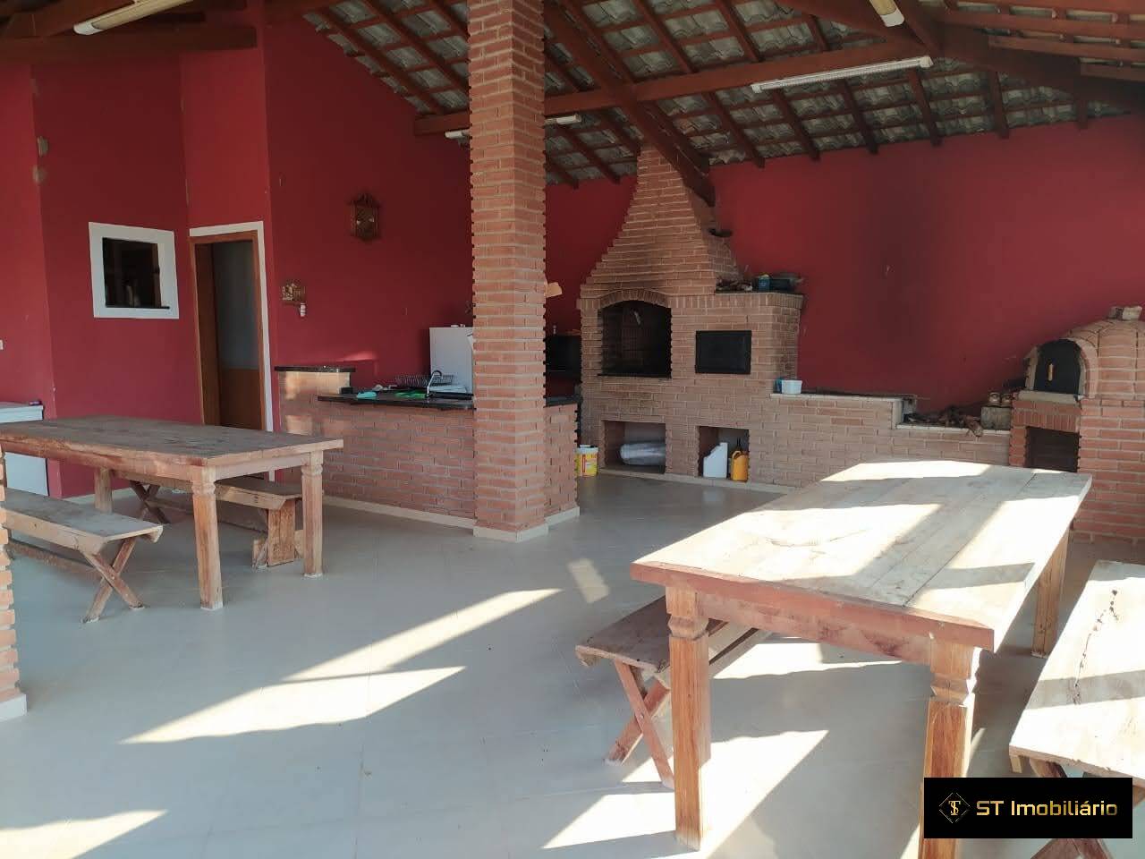 Chácara à venda com 4 quartos, 250m² - Foto 10