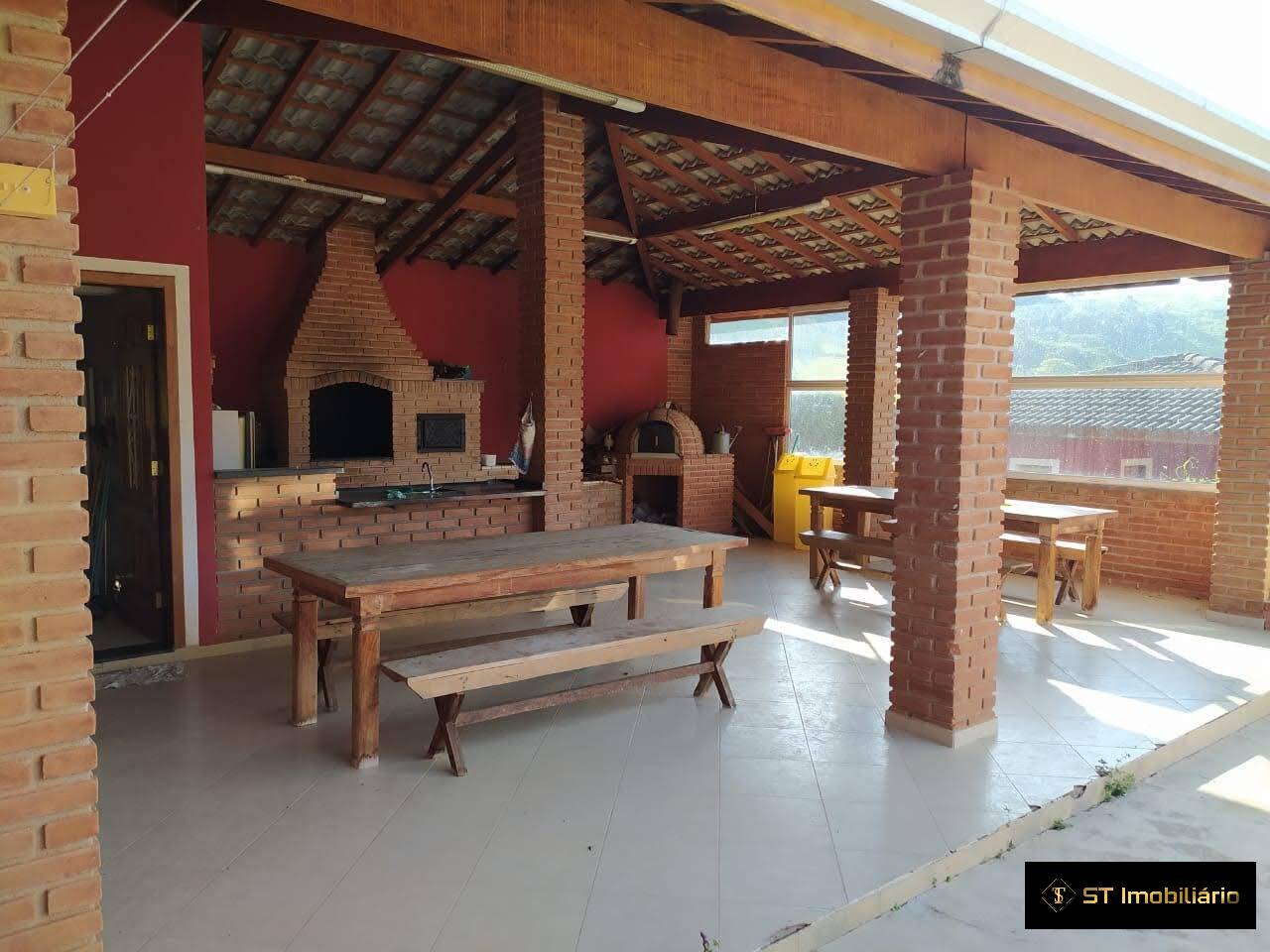 Chácara à venda com 4 quartos, 250m² - Foto 12