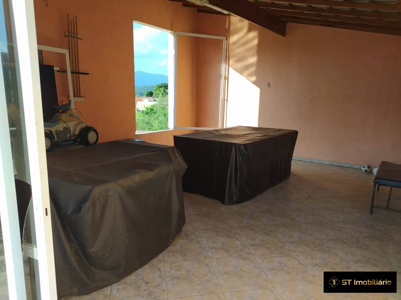 Chácara à venda com 4 quartos, 250m² - Foto 15
