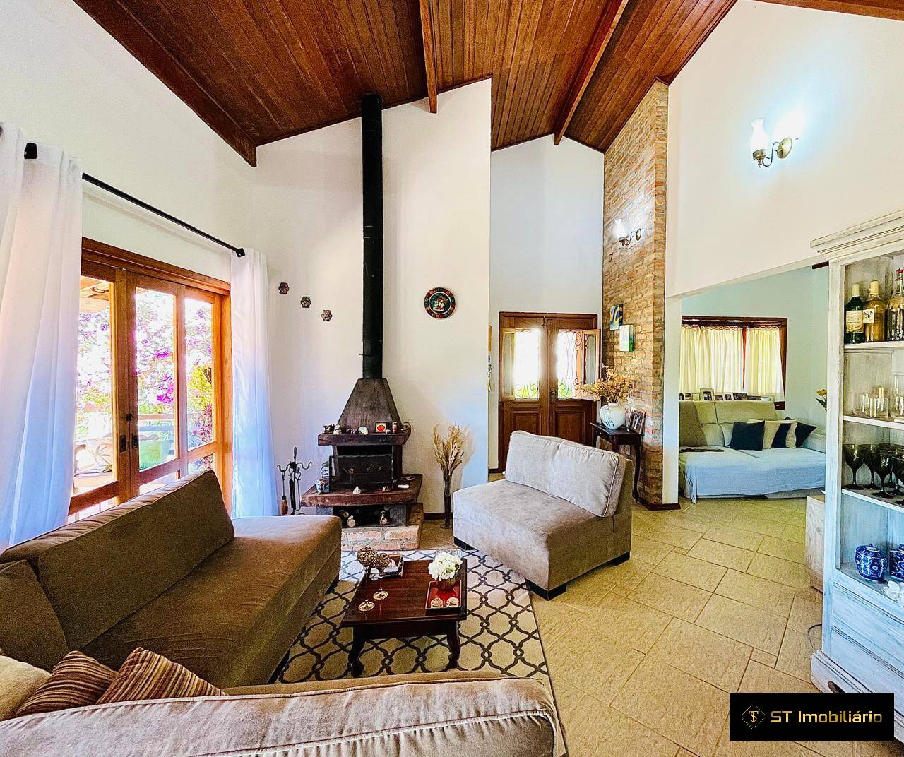Chácara à venda e aluguel com 4 quartos, 289m² - Foto 10