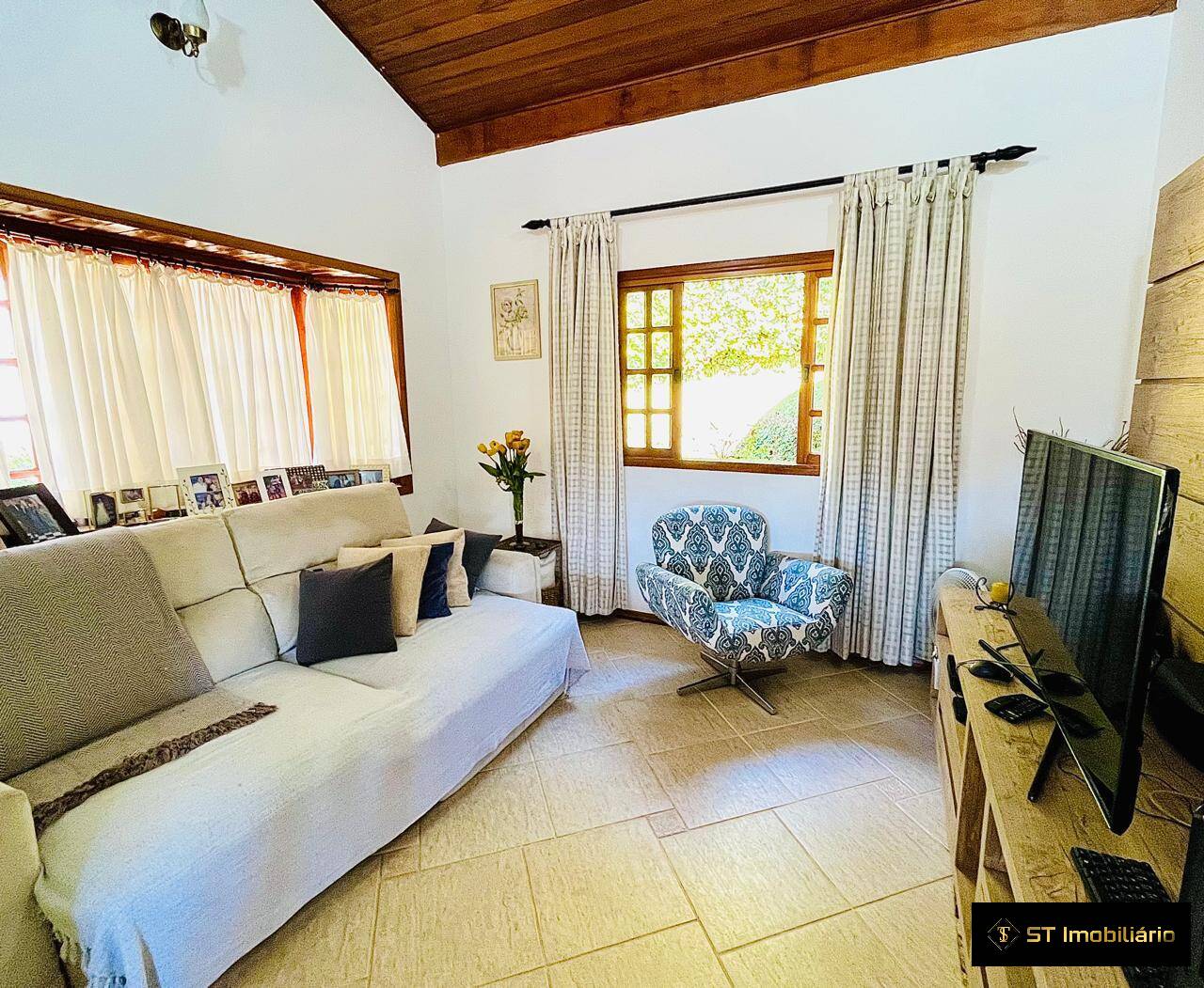 Chácara à venda e aluguel com 4 quartos, 289m² - Foto 11