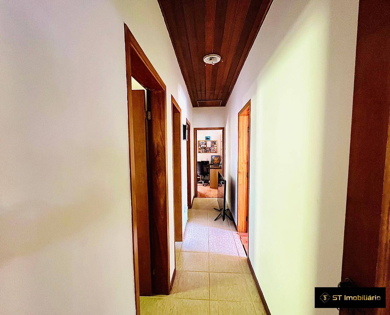 Chácara à venda e aluguel com 4 quartos, 289m² - Foto 16
