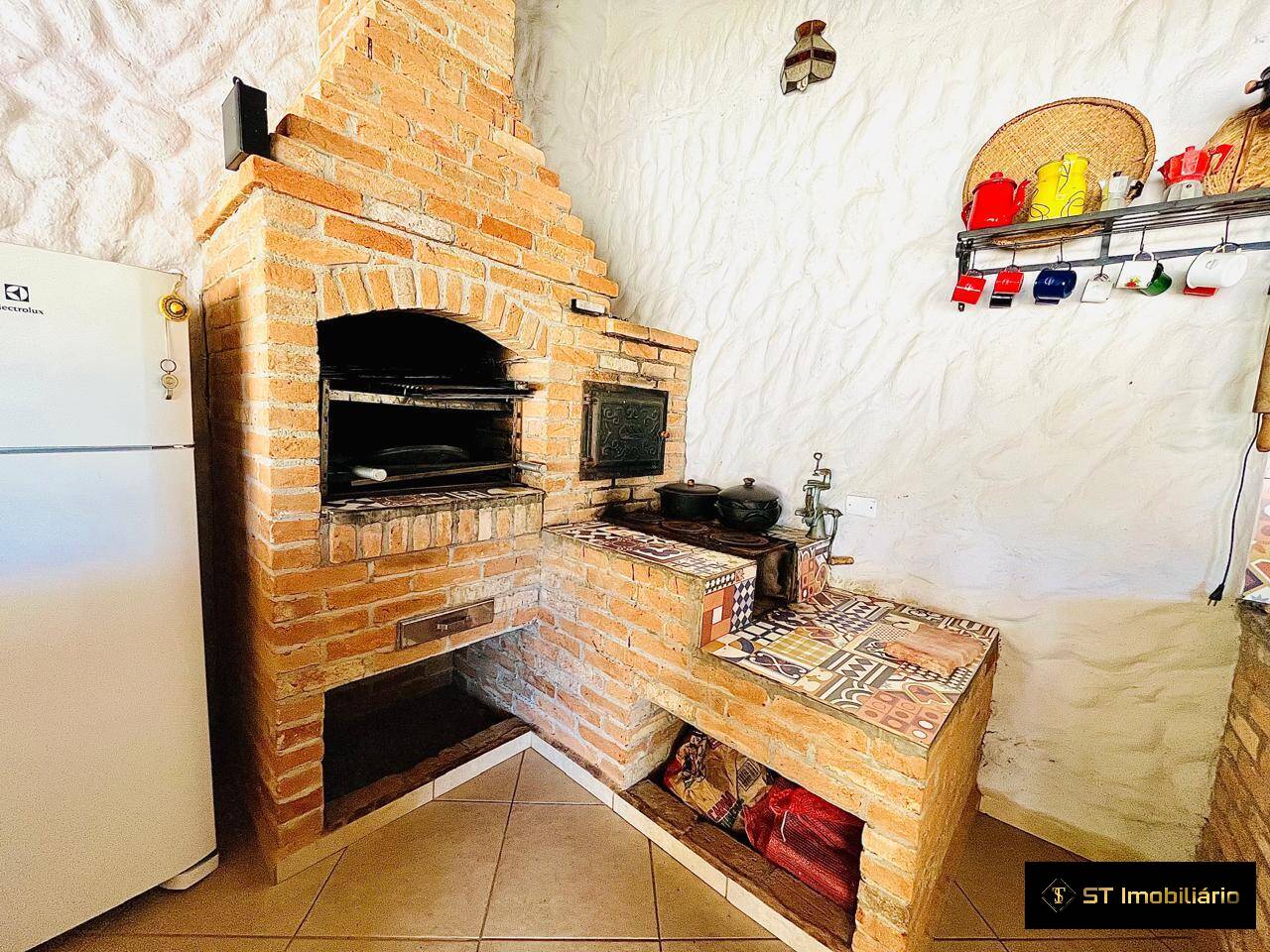 Chácara à venda e aluguel com 4 quartos, 289m² - Foto 30