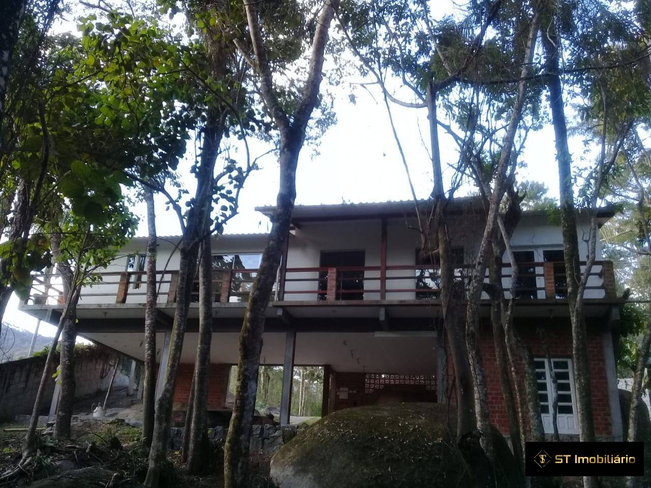 Chácara à venda com 3 quartos, 200m² - Foto 9