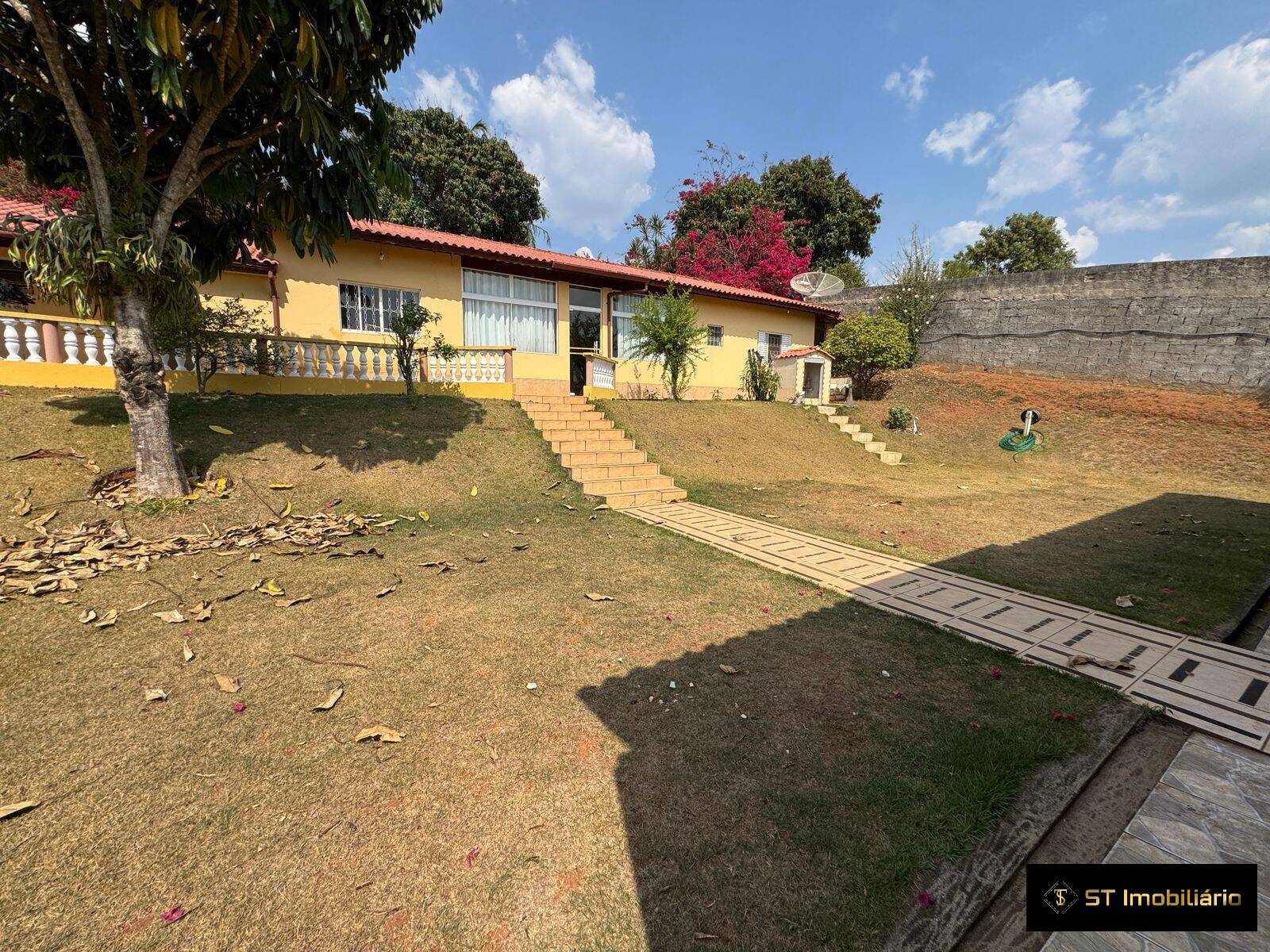 Chácara à venda com 6 quartos, 264m² - Foto 3