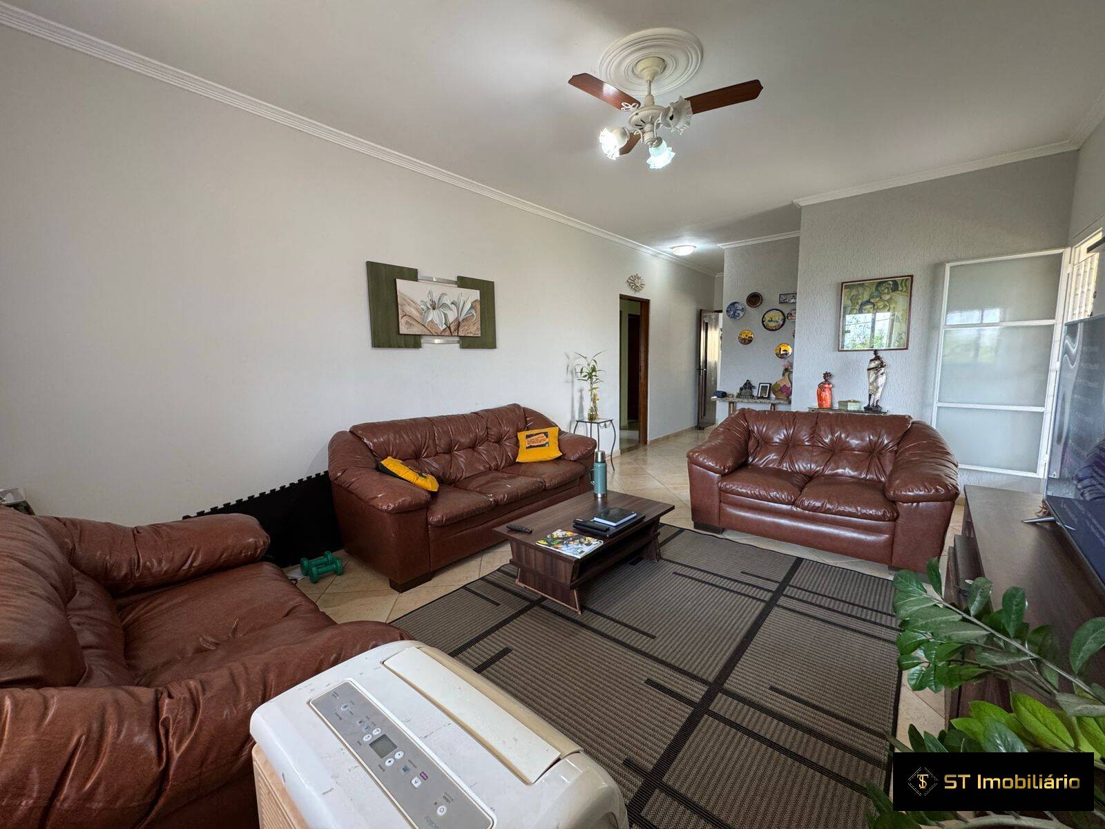 Chácara à venda com 6 quartos, 264m² - Foto 11