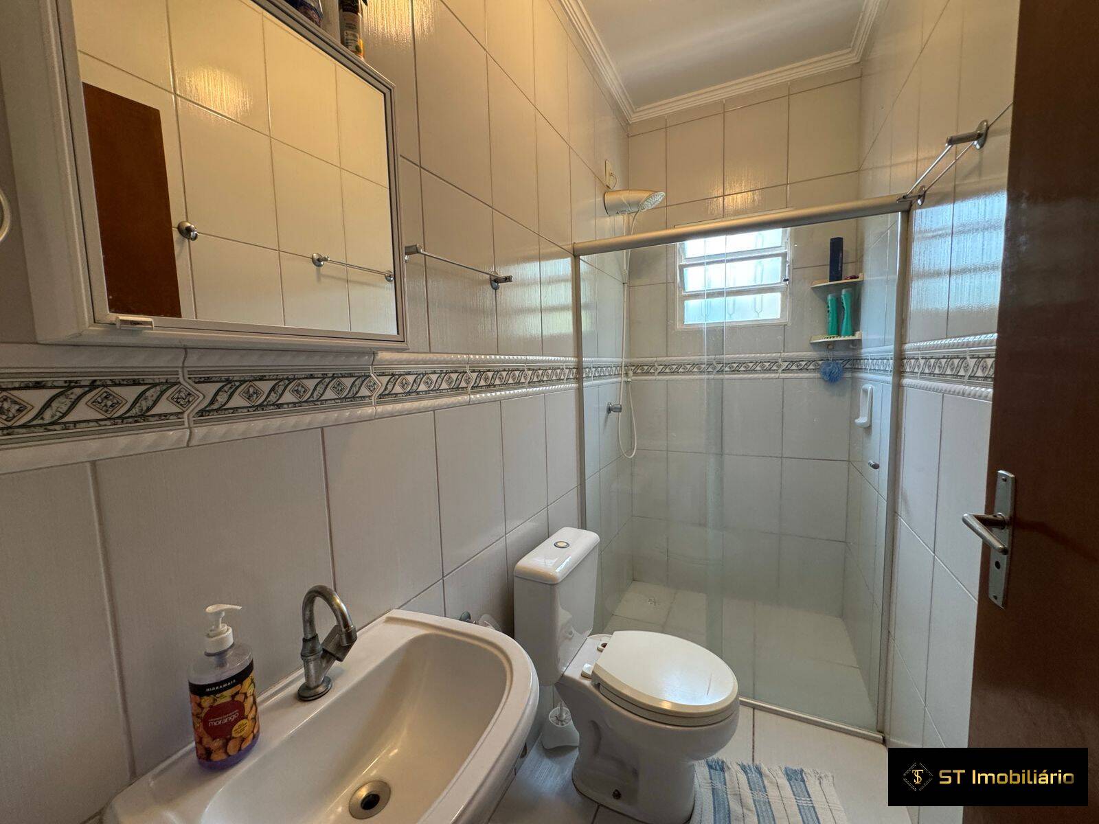 Chácara à venda com 6 quartos, 264m² - Foto 12