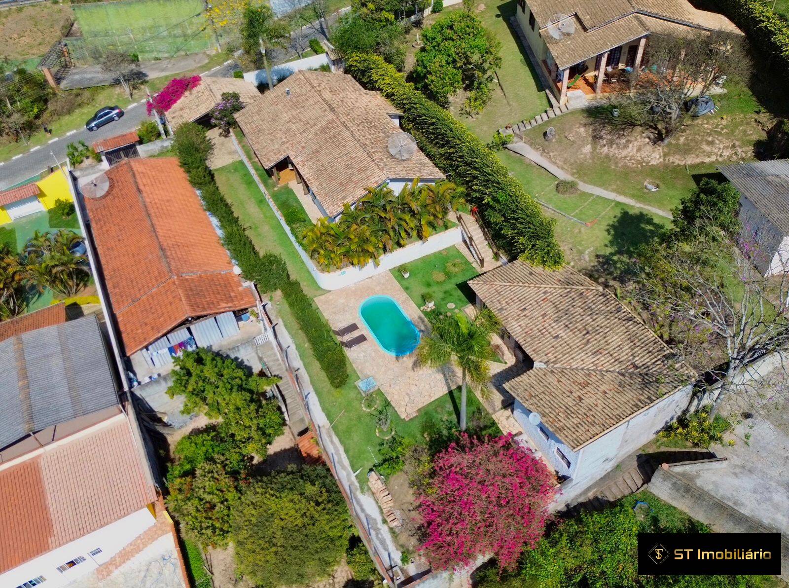 Chácara à venda e aluguel com 4 quartos, 289m² - Foto 2