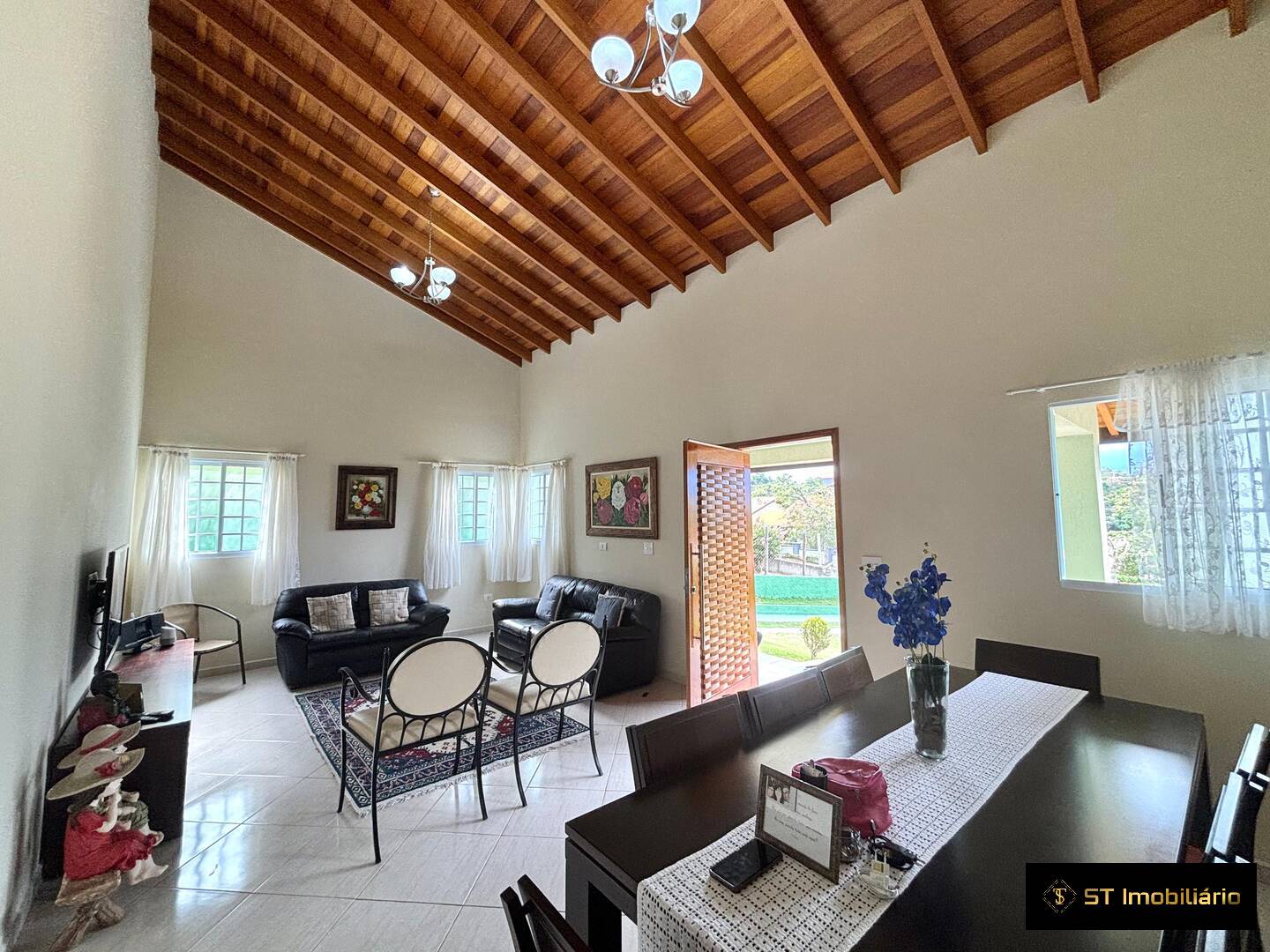 Chácara à venda com 3 quartos, 220m² - Foto 5