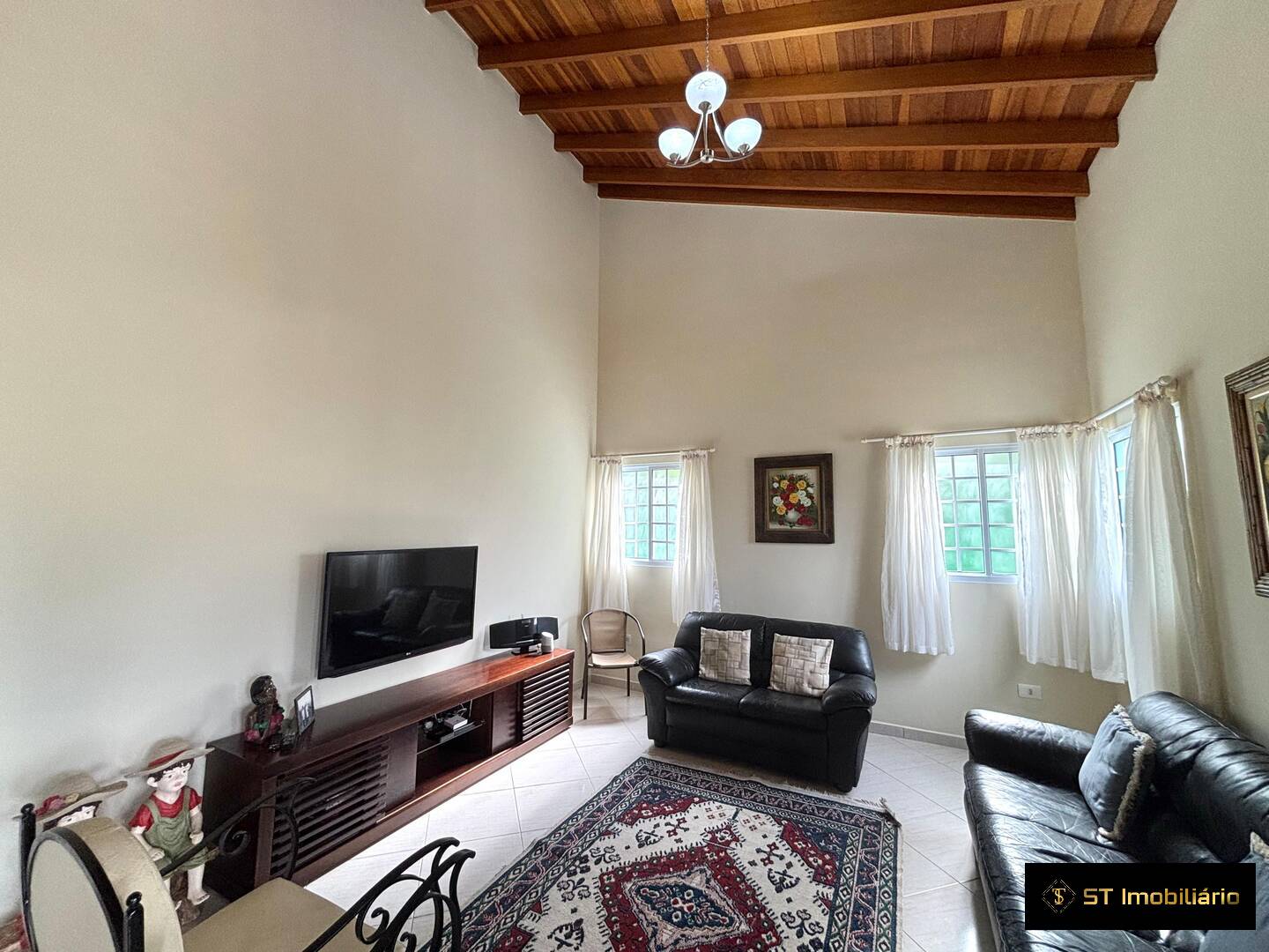 Chácara à venda com 3 quartos, 220m² - Foto 6