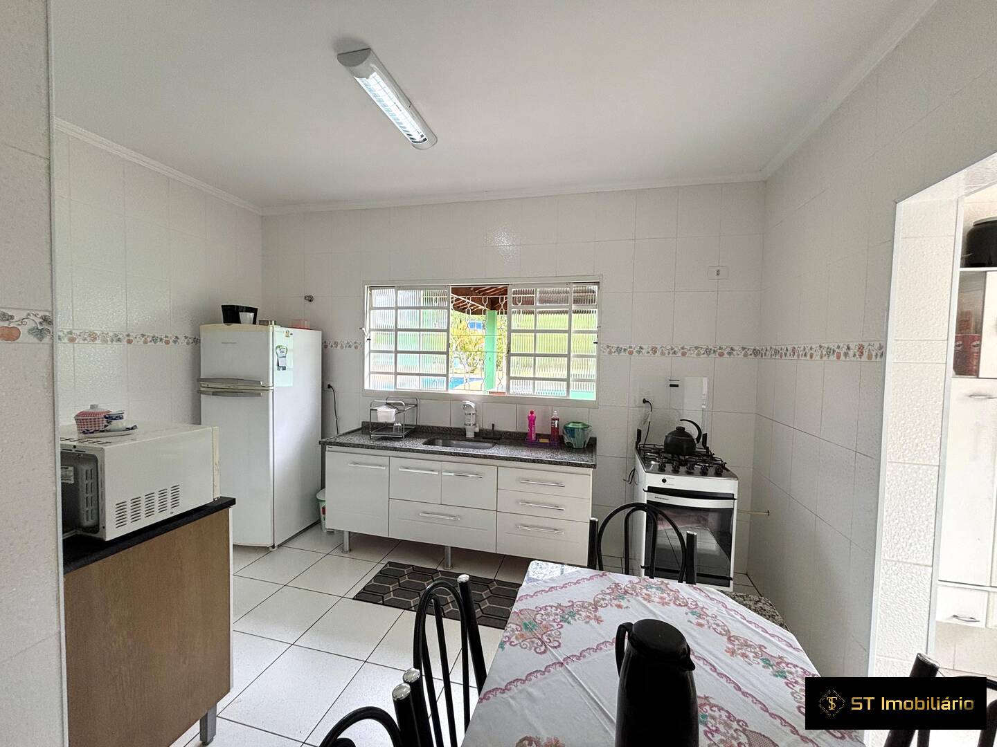 Chácara à venda com 3 quartos, 220m² - Foto 7