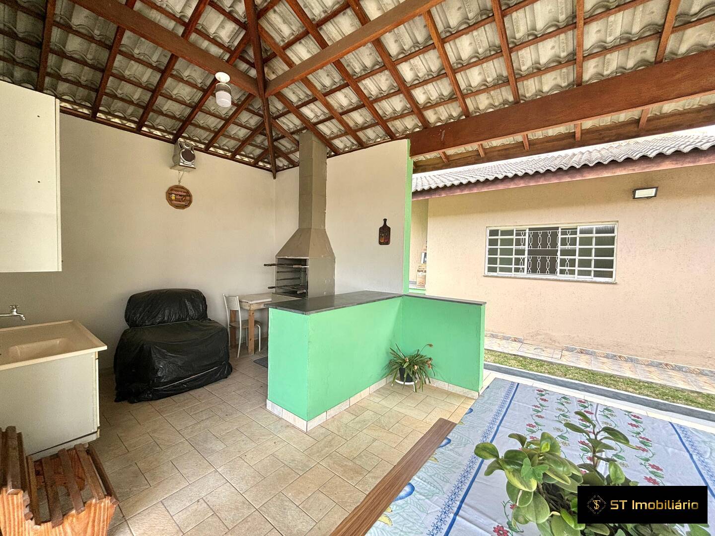 Chácara à venda com 3 quartos, 220m² - Foto 11