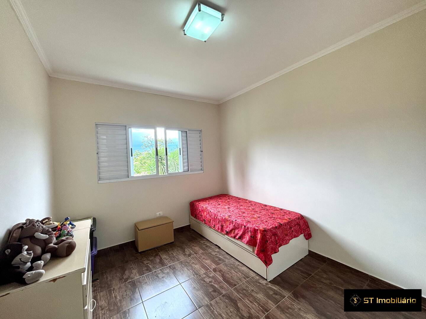 Chácara à venda com 3 quartos, 220m² - Foto 9