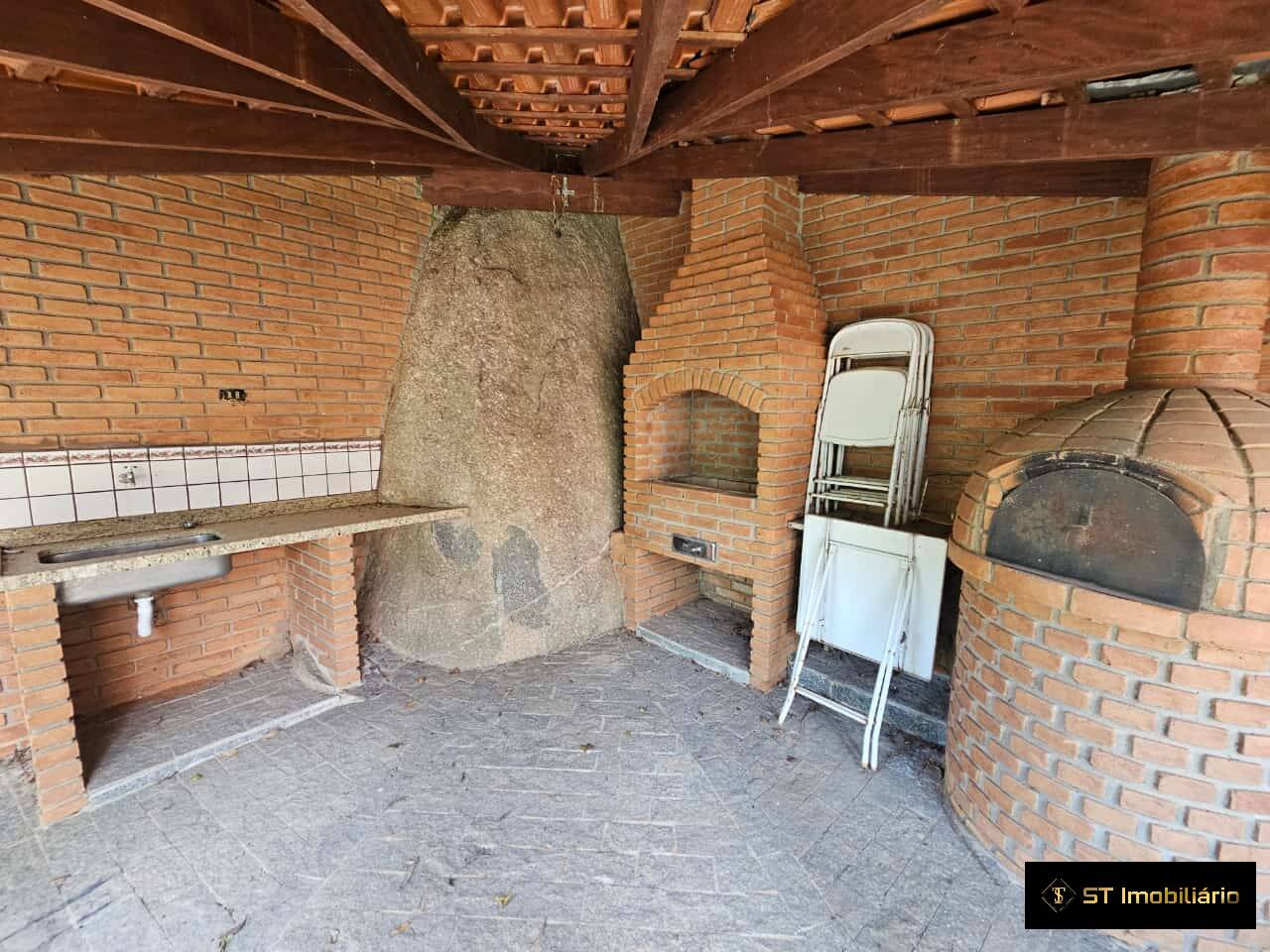 Chácara à venda e aluguel com 2 quartos, 126m² - Foto 2