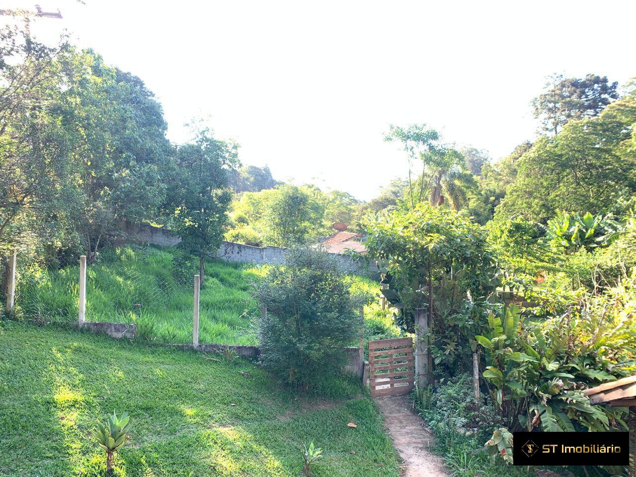 Chácara à venda com 3 quartos, 2050m² - Foto 9
