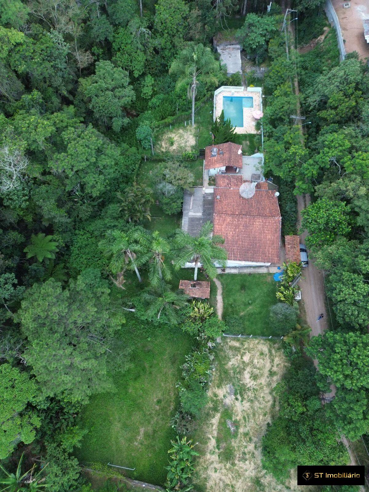 Chácara à venda com 3 quartos, 2050m² - Foto 1