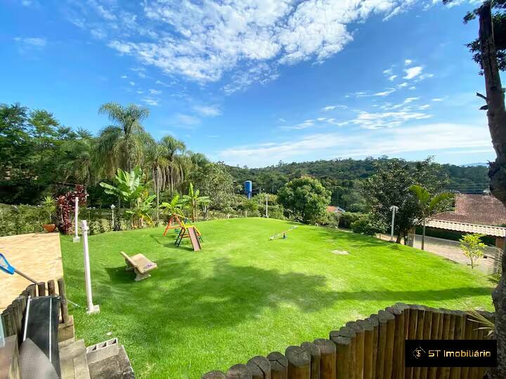 Chácara à venda com 6 quartos, 350m² - Foto 18