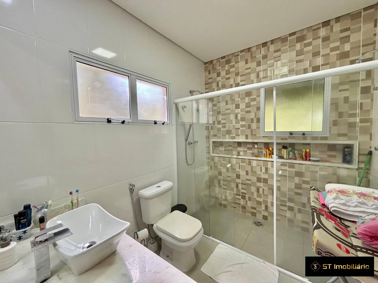 Chácara à venda com 6 quartos, 350m² - Foto 16