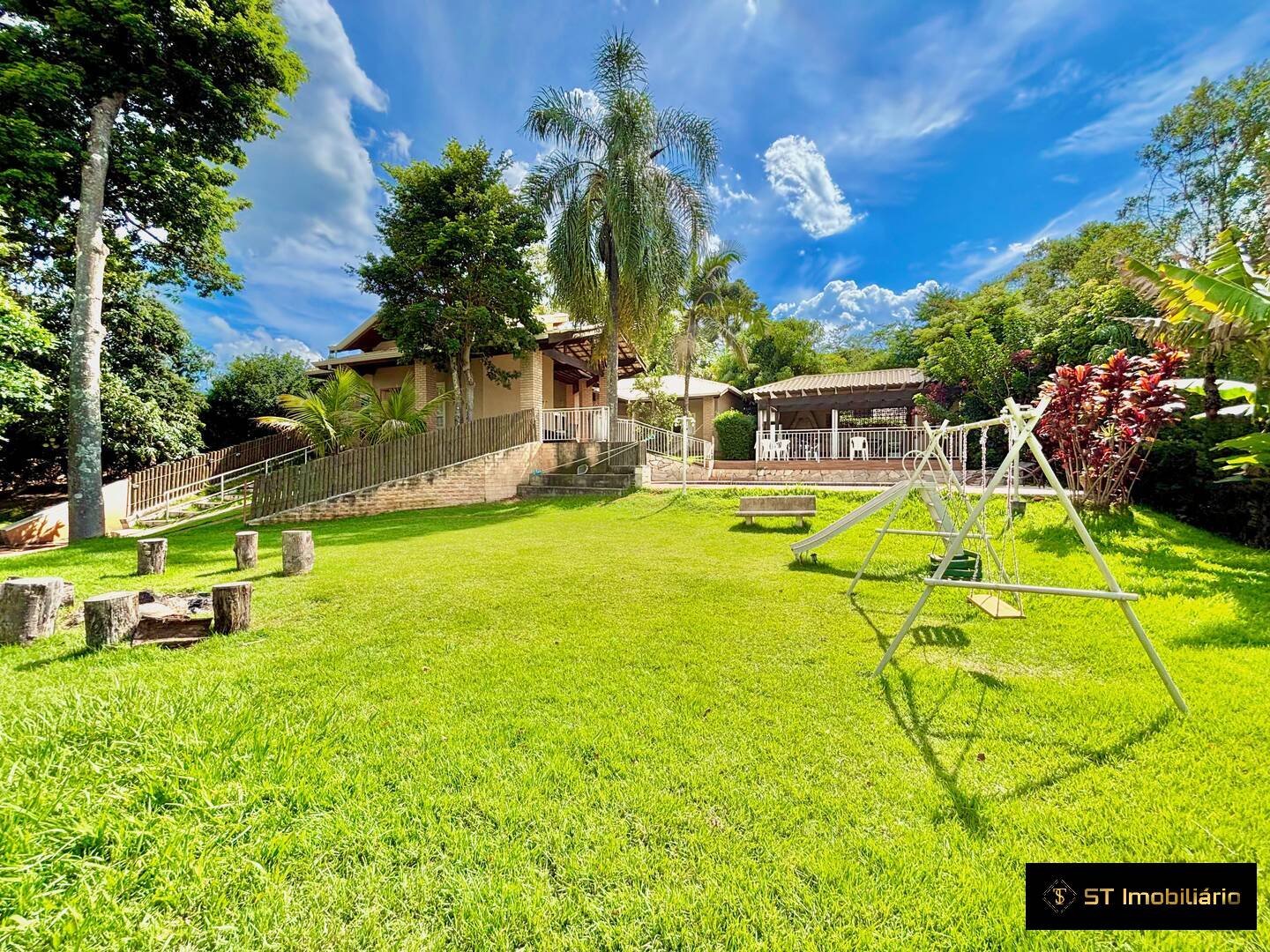 Chácara à venda com 6 quartos, 350m² - Foto 3