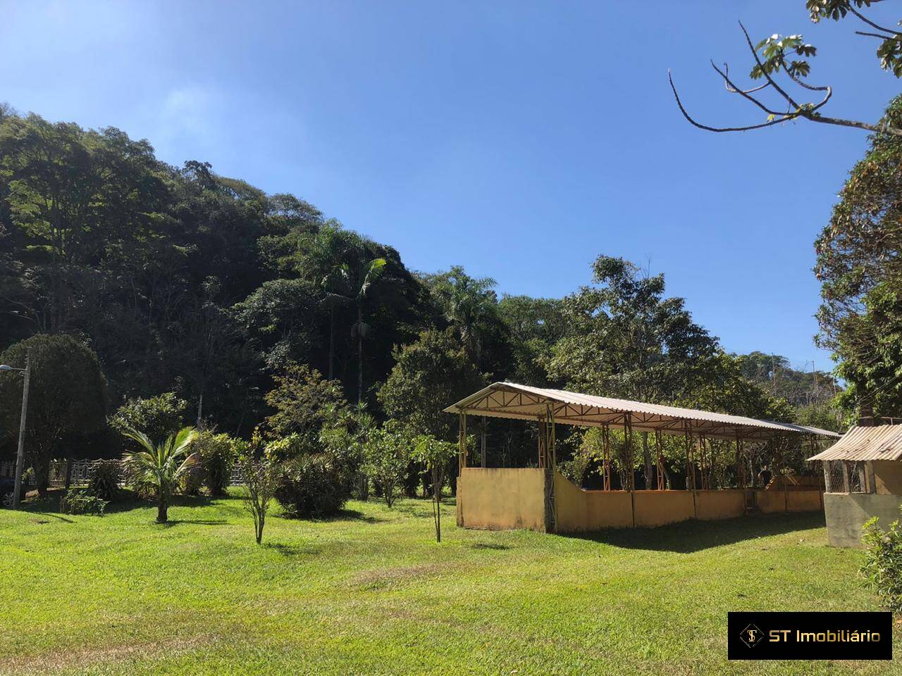 Sítio à venda com 3 quartos, 23000m² - Foto 12