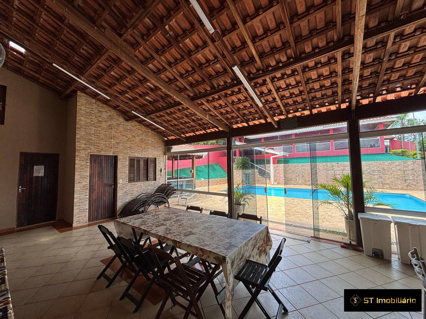 Chácara à venda com 5 quartos, 2000m² - Foto 8