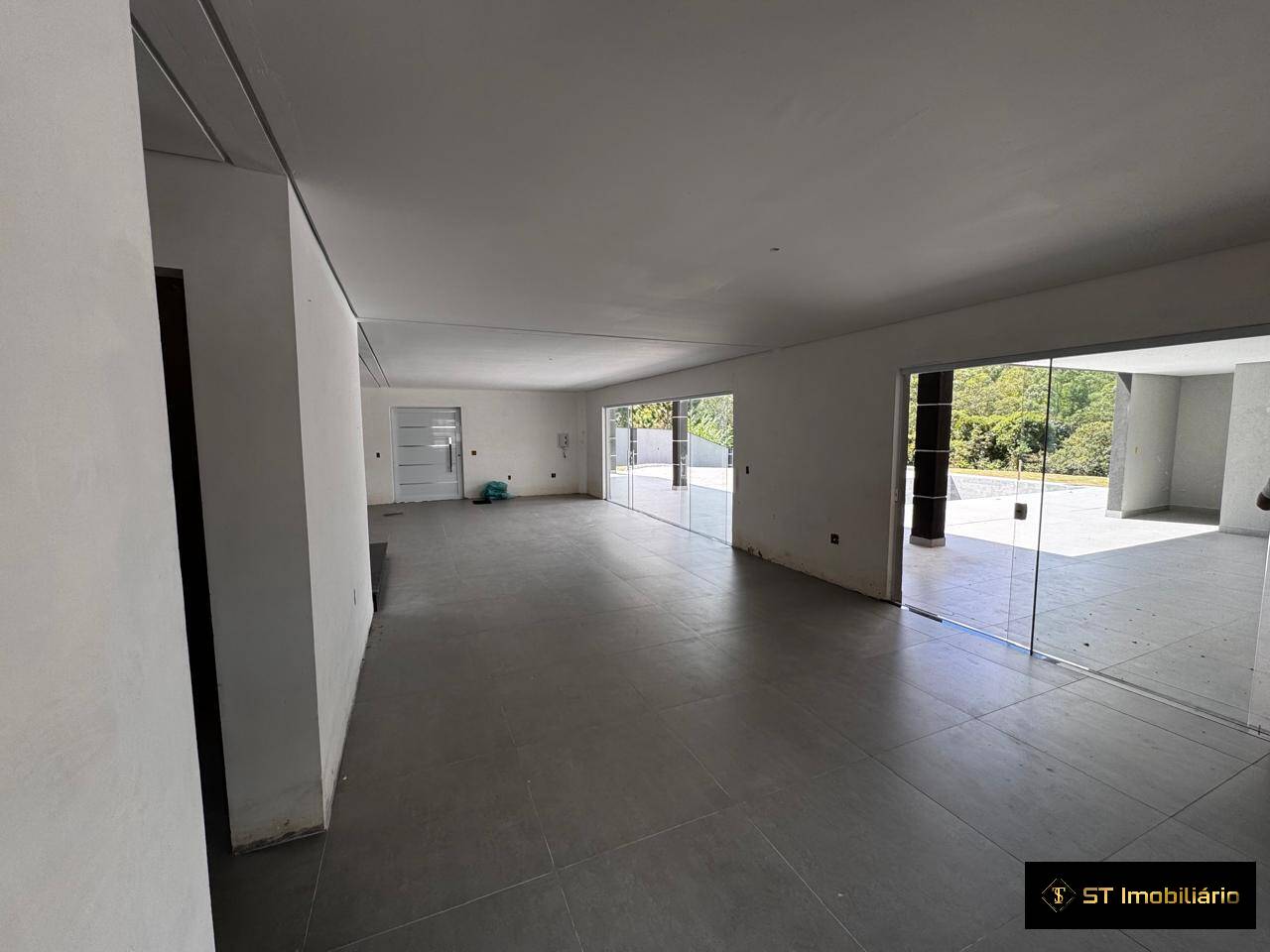 Chácara à venda com 4 quartos, 400m² - Foto 13
