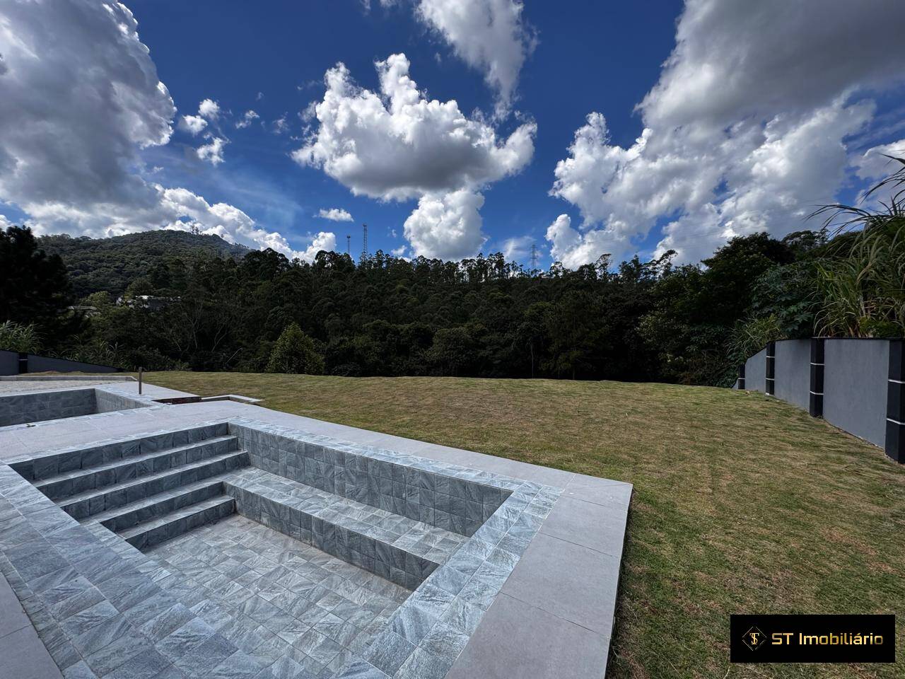 Chácara à venda com 4 quartos, 400m² - Foto 46