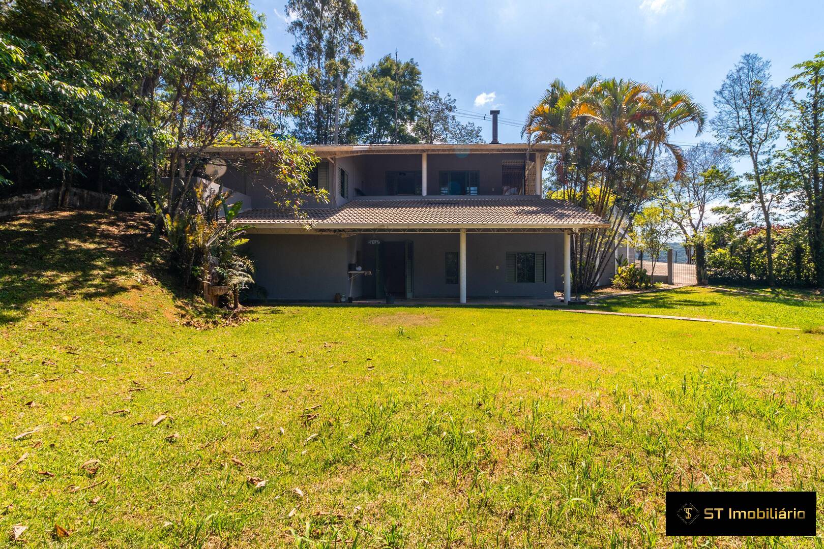 Chácara à venda com 3 quartos, 226m² - Foto 4