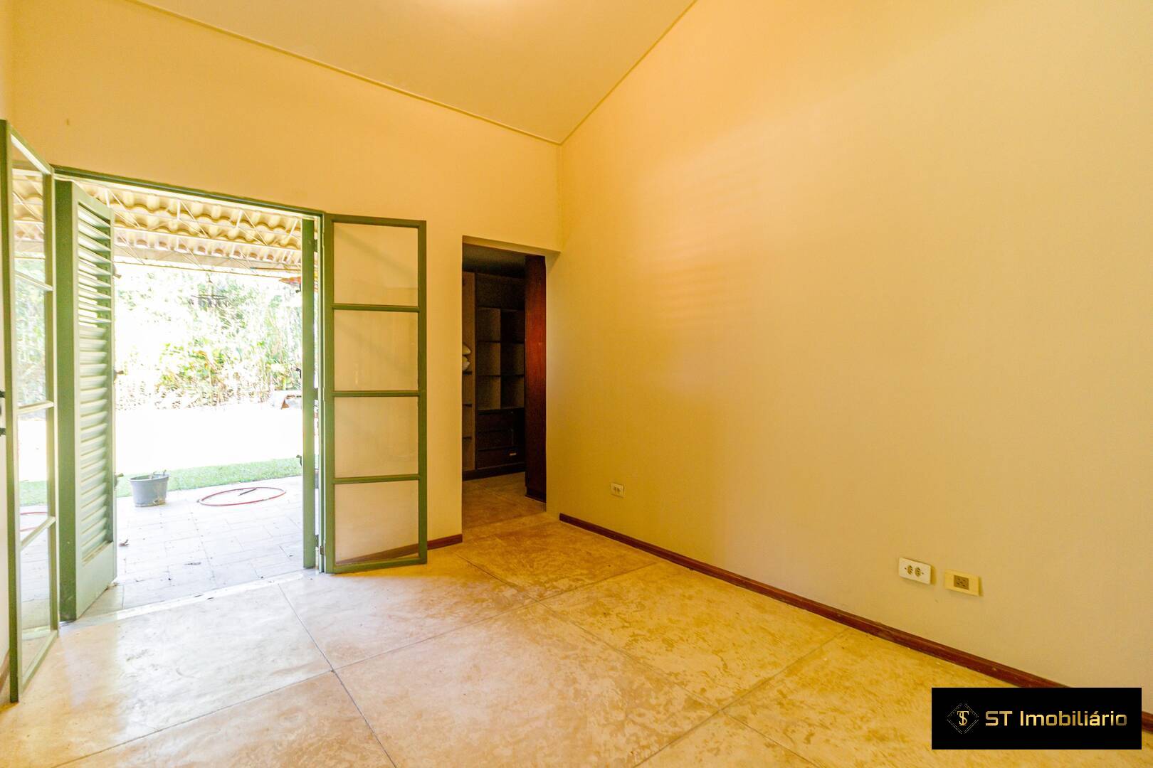 Chácara à venda com 3 quartos, 226m² - Foto 13