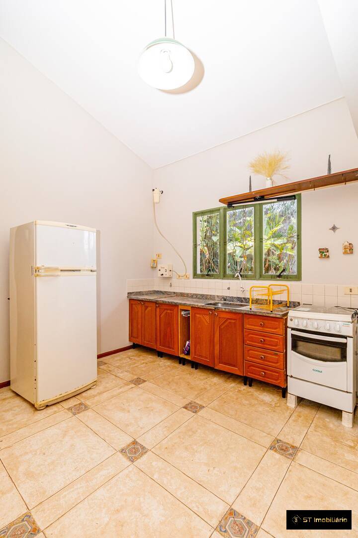 Chácara à venda com 3 quartos, 226m² - Foto 9