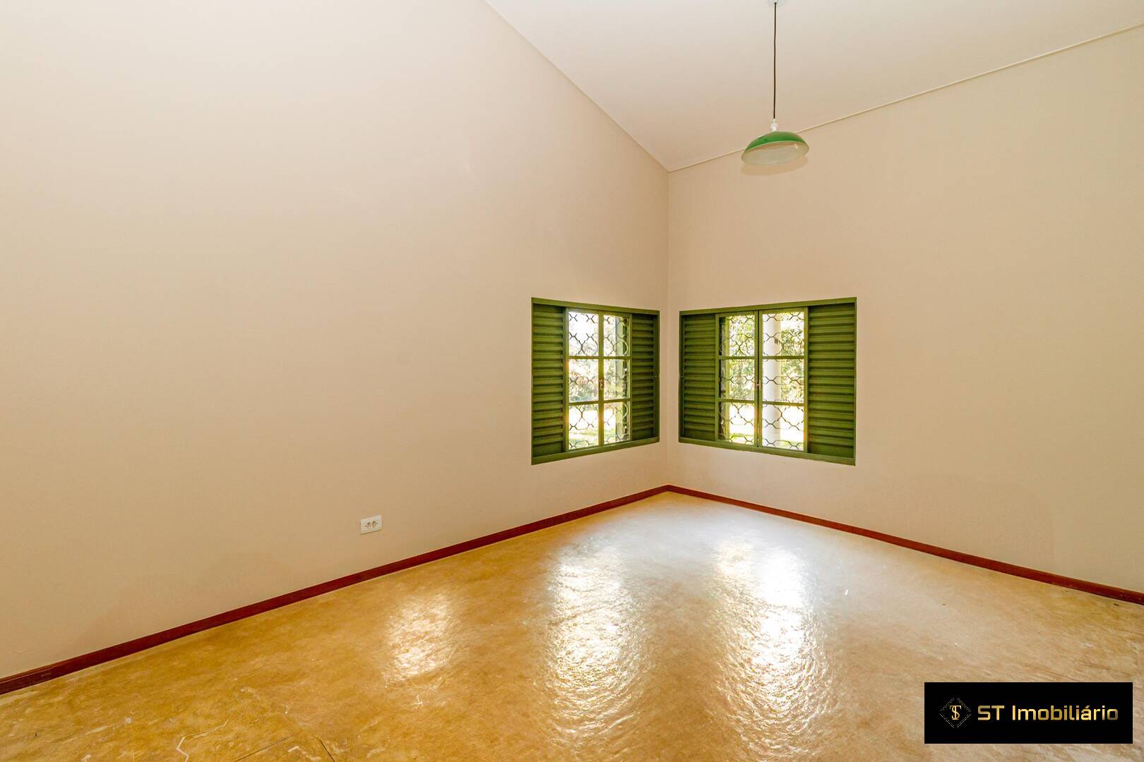 Chácara à venda com 3 quartos, 226m² - Foto 11